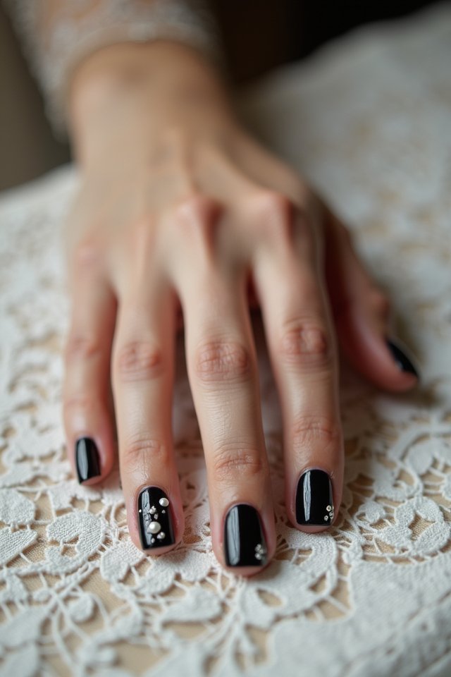 bold dark nails shine